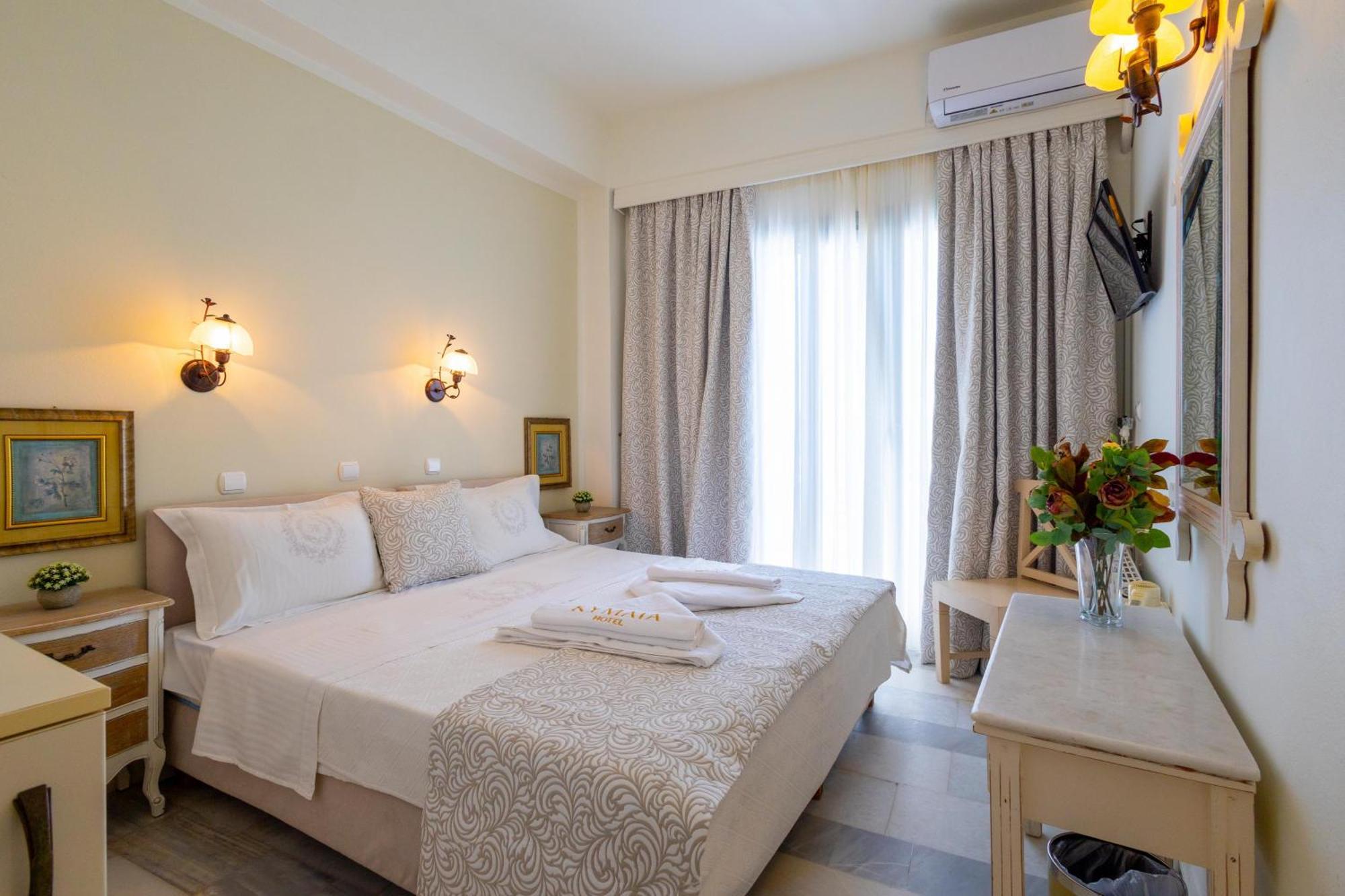 Kymata Hotel Naxos City Екстериор снимка