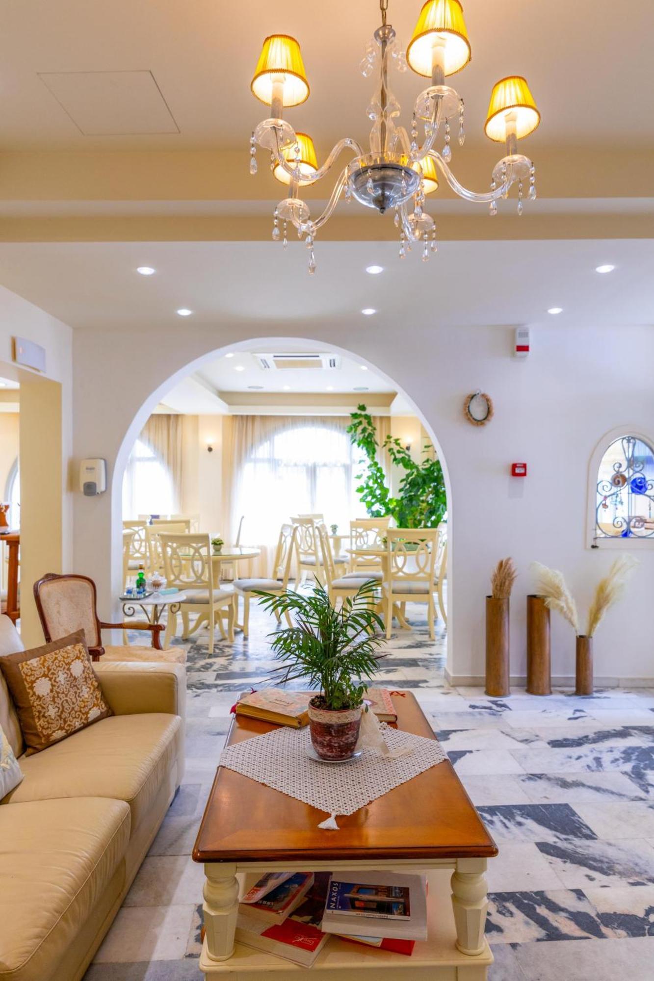 Kymata Hotel Naxos City Екстериор снимка